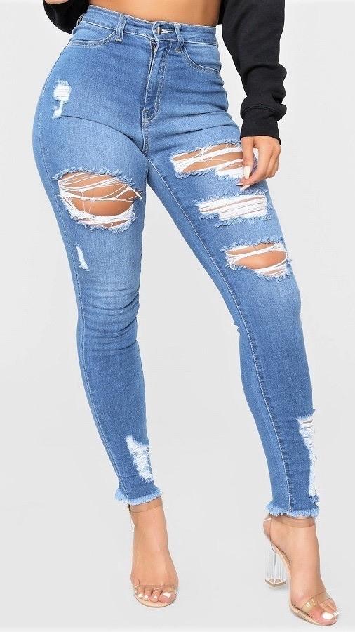 Simply Perfect Distressed Jeans